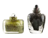 Deux flacons en verre soufflé, œuvres de Maurice Marinot, l'un vert moucheté, l'autre noir bullé.