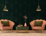 Deux fauteuils roses velours, coussins verts art déco, sur fond de papier peint géométrique sombre.