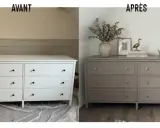 Avant/après : un commode blanc basique transformé par un décapage et relooking. Le nouveau look taupe avec poignées dorées est chic.